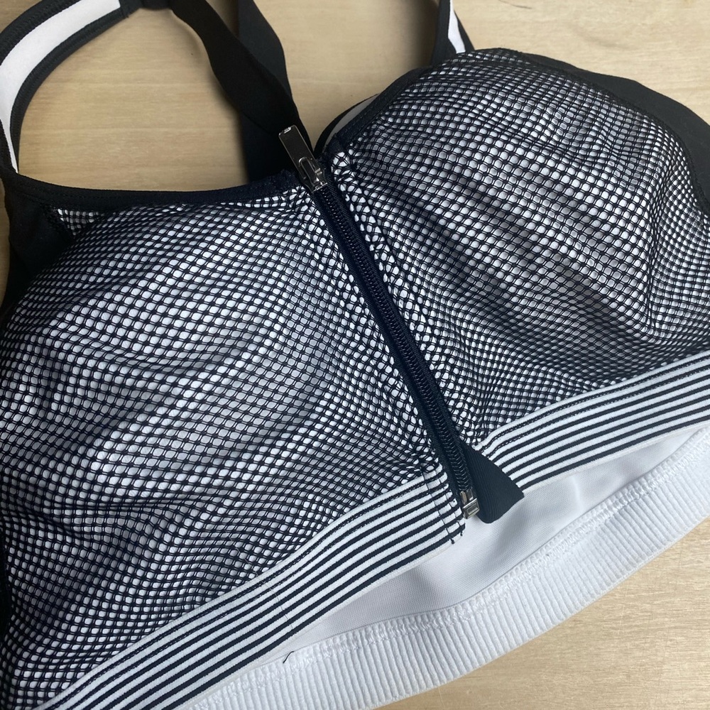 VSX Victoria’s Secret Sports Bra size 36B